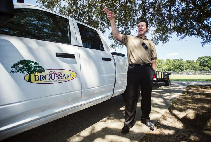 Broussard acquires downtown property for new fire, police stations and passive park News