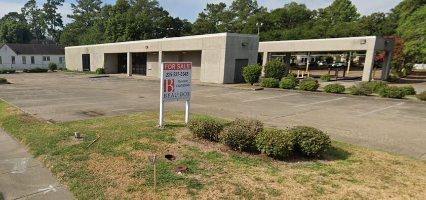 Former Chase Bank building could open as convenience store