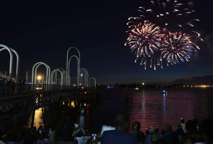 4th july fireworks baton rouge