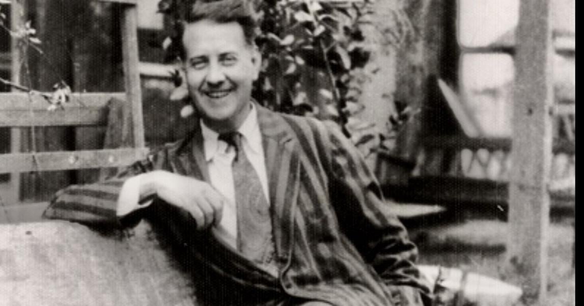 Author Lyle Saxon had to leave LSU in his senior year. Was he ever awarded an honorary degree?