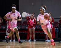 Little Rock Goes With Big Lineup To Defeat Cajuns Women Baton