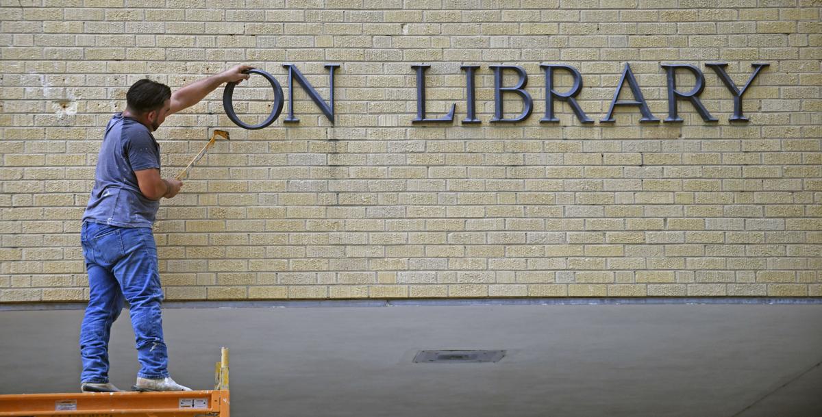 Troy H Middleton S Name Removed From Lsu Library Hours After - counter blox decal list