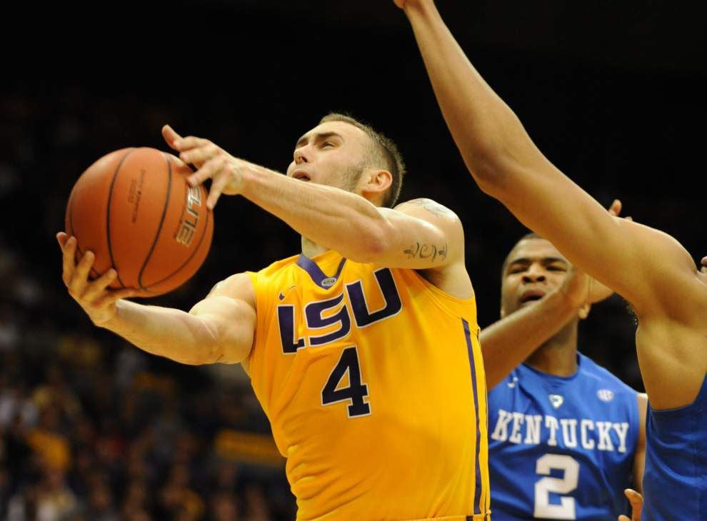 No. 1 Kentucky holds off LSU’s furious upset bid _lowres