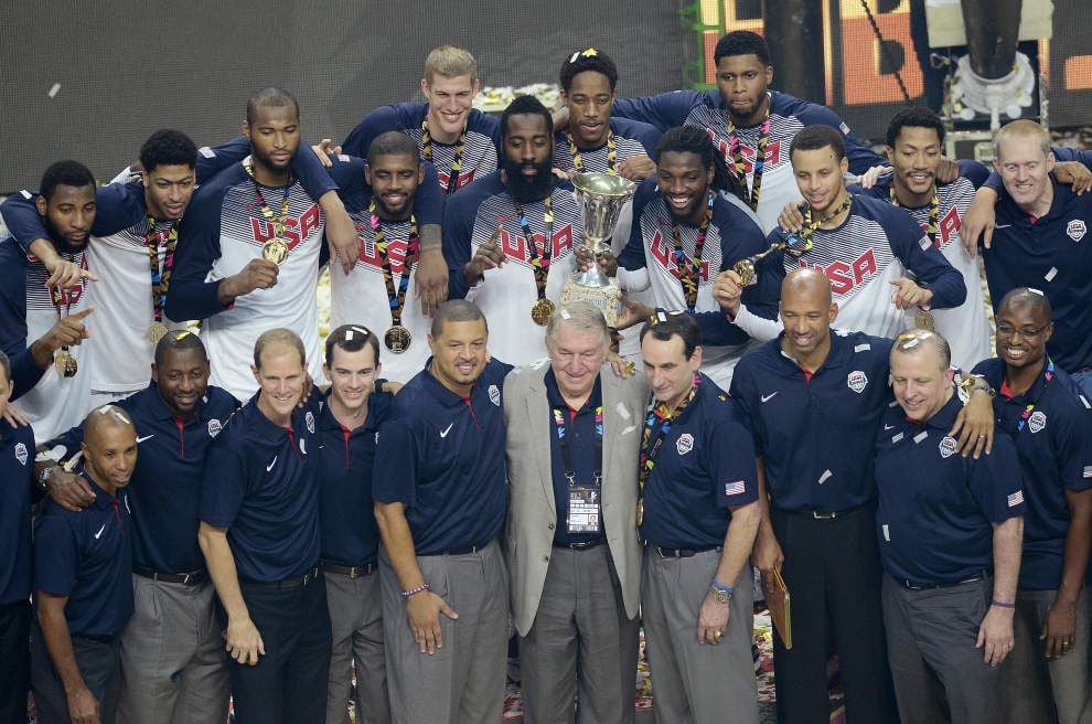 Video: Pelicans forward Anthony Davis and coach Monty Williams cherish their gold medals from Team USA _lowres