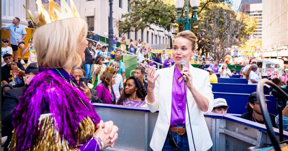 Helena Moreno, Kim Mulkey toast to New Orleans Mardi Gras with an iconic blazer swap