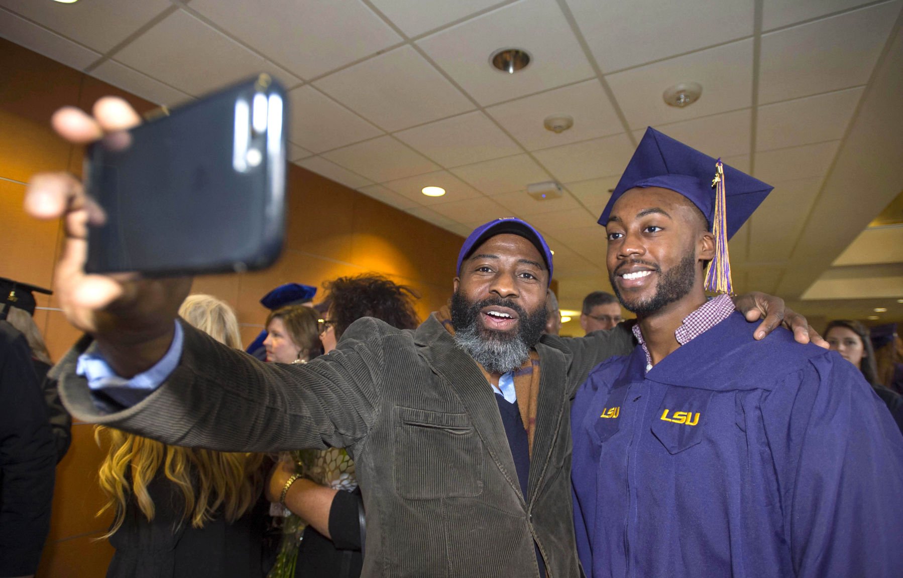 Photos: LSU's Manship School Of Mass Communication Graduation One Of ...