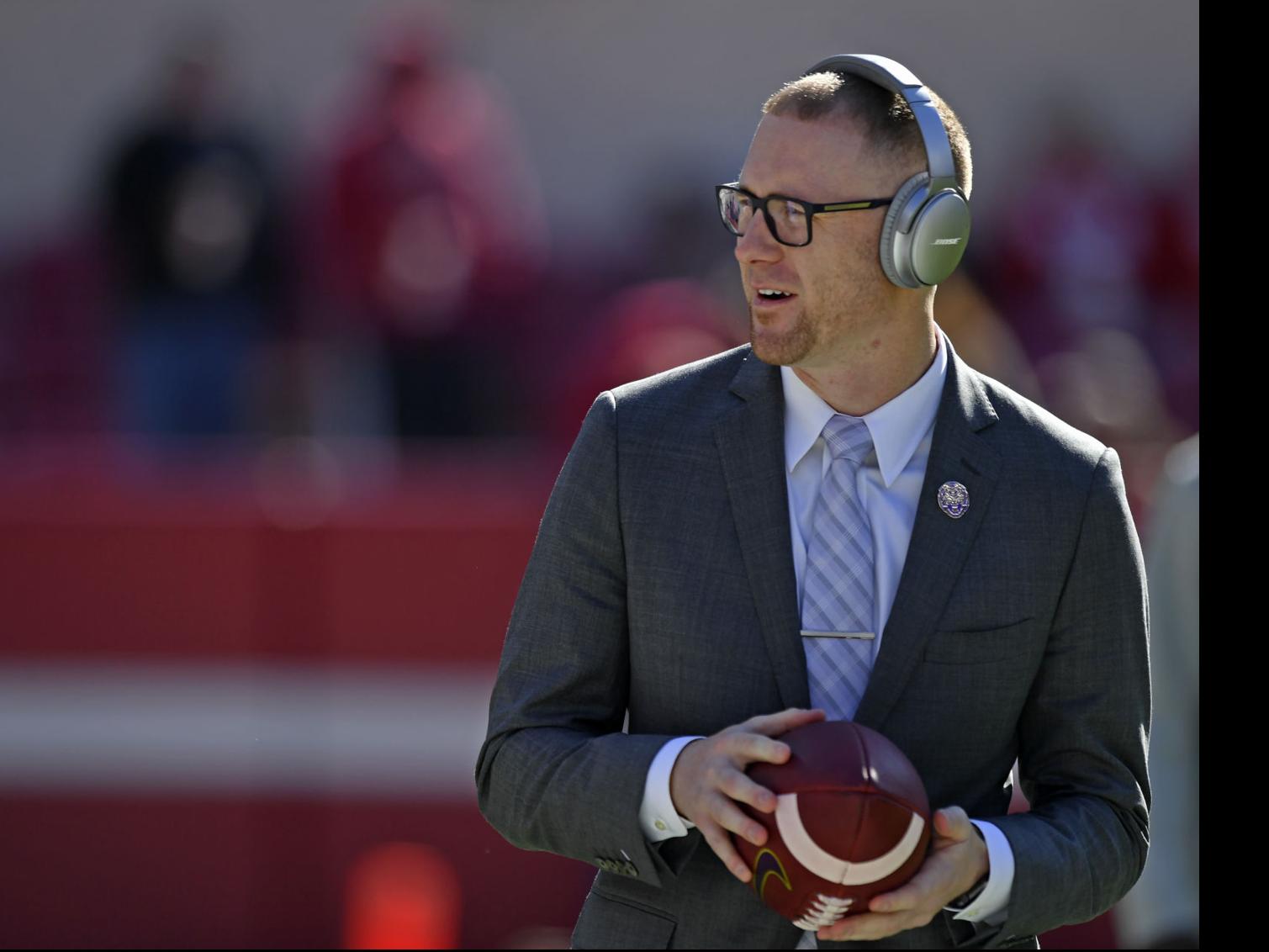 Source Lsu In Contract Negotiations With Assistant Coach Joe Brady Lsu Theadvocate Com