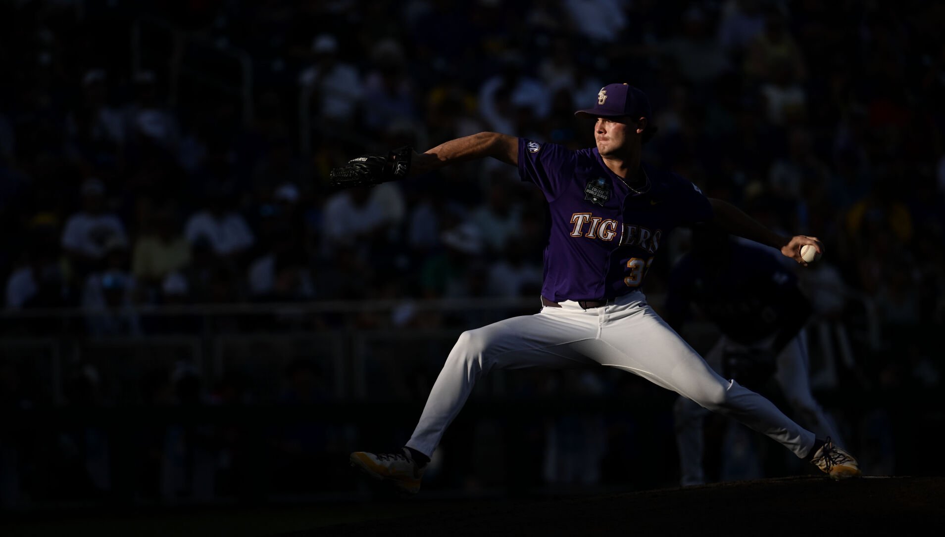 Kade Anderson’s Shutout Stuns Coastal Fuels LSU’s College World Series Surge