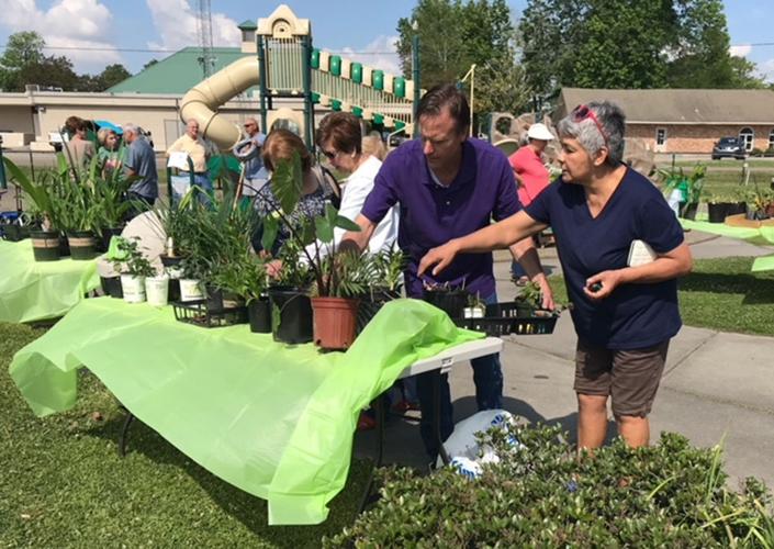 Gonzales Garden Club hosts plant and bake sale at Jambalaya Park
