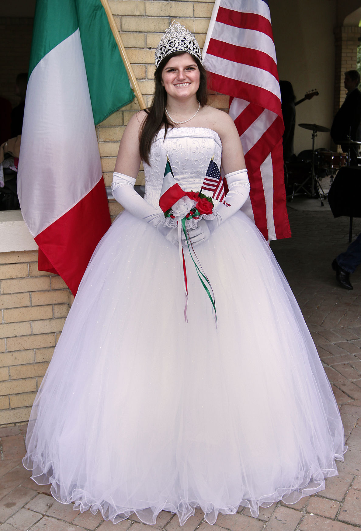 Chivas deals quinceanera dress