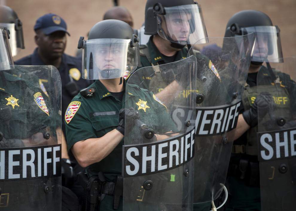 Critics question use of military-style equipment by police during Baton Rouge protests _lowres