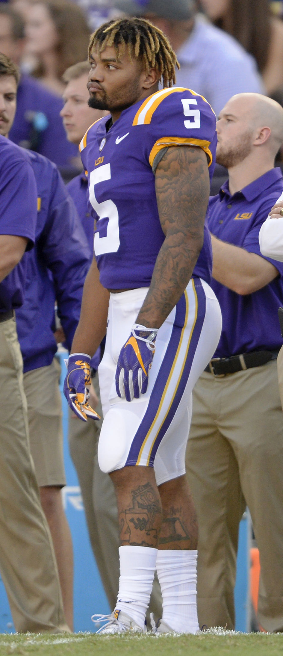 lsutroy1310.100117 bf