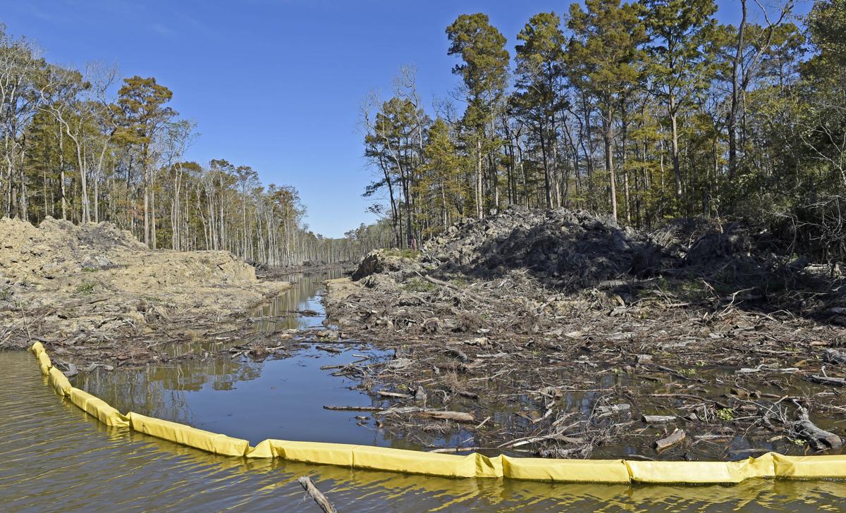 Missteps in building Amite River diversion canal design flaws