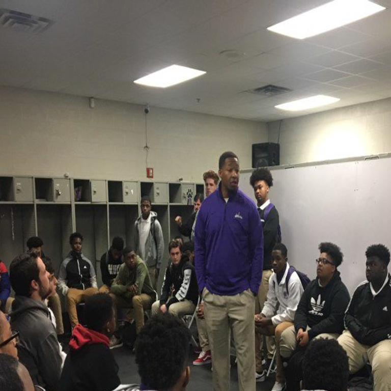 Woodlawn Hires Marcus Randall Former Lsu Quarterback Behind