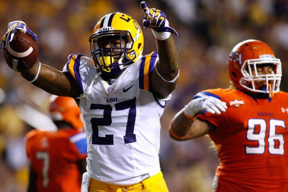 Video: LSU's Kenny Hilliard said he feels like a different running back this season _lowres