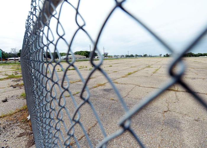 Developer to build FedEx Ground distribution center at old Evangeline