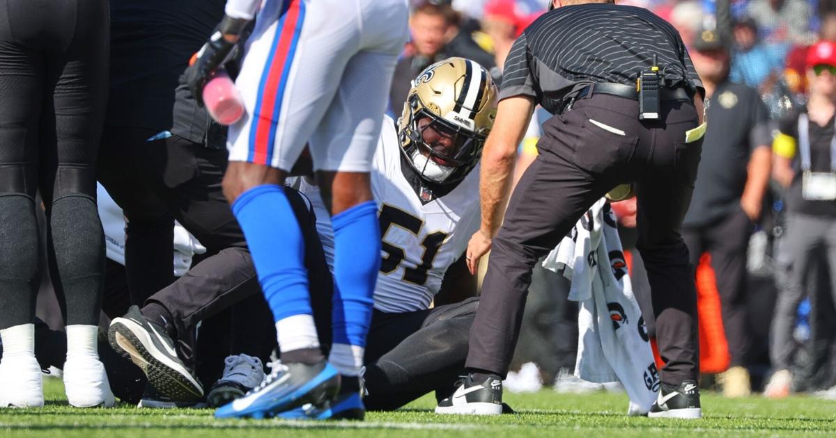 Saints guard Cesar Ruiz sidelined for New York Giants game, perhaps longer