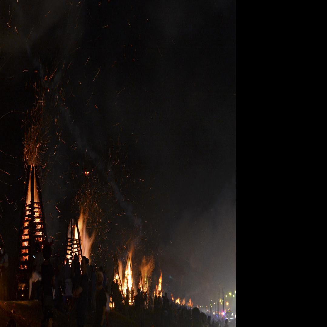 Christmas Eve Levee Bonfires In St James Expected To Go On But Not Lutcher Festival Coronavirus Theadvocate Com