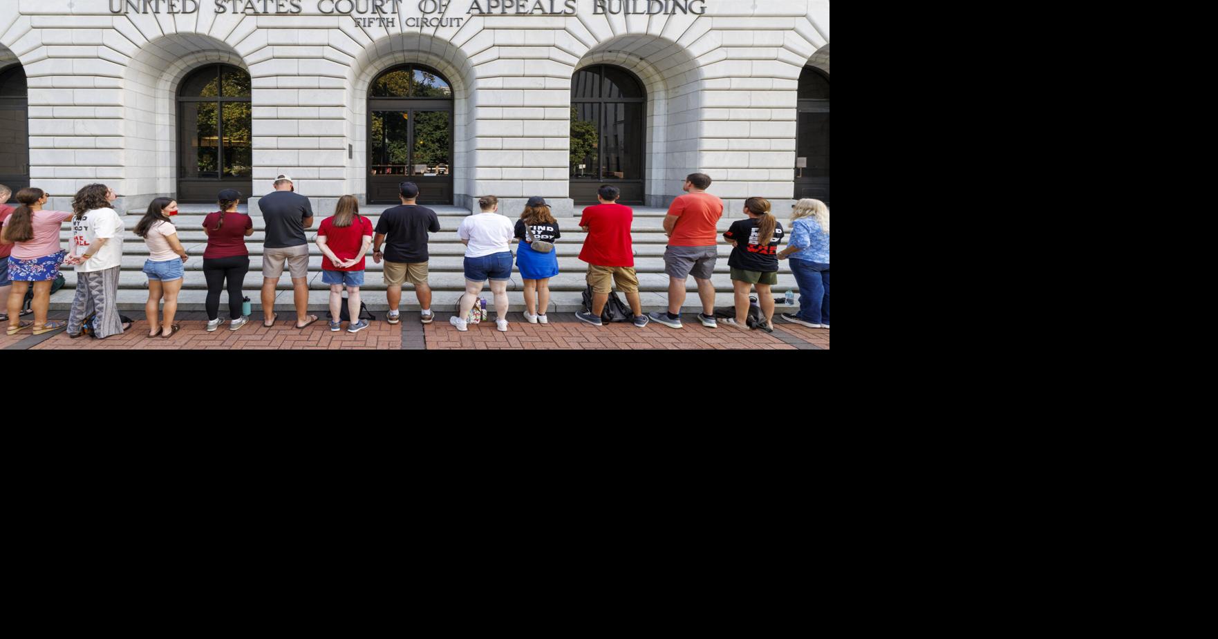 NO.fifthcircuit.091026_6298.JPG