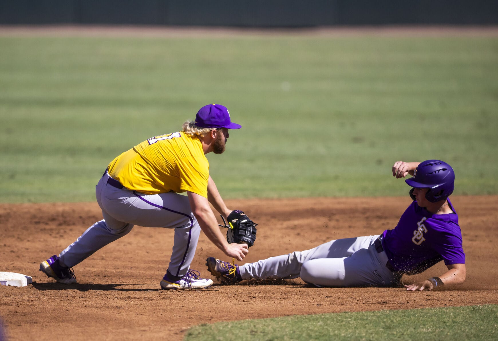BR.lsufallbaseball2.adv_2695 MJ.JPG