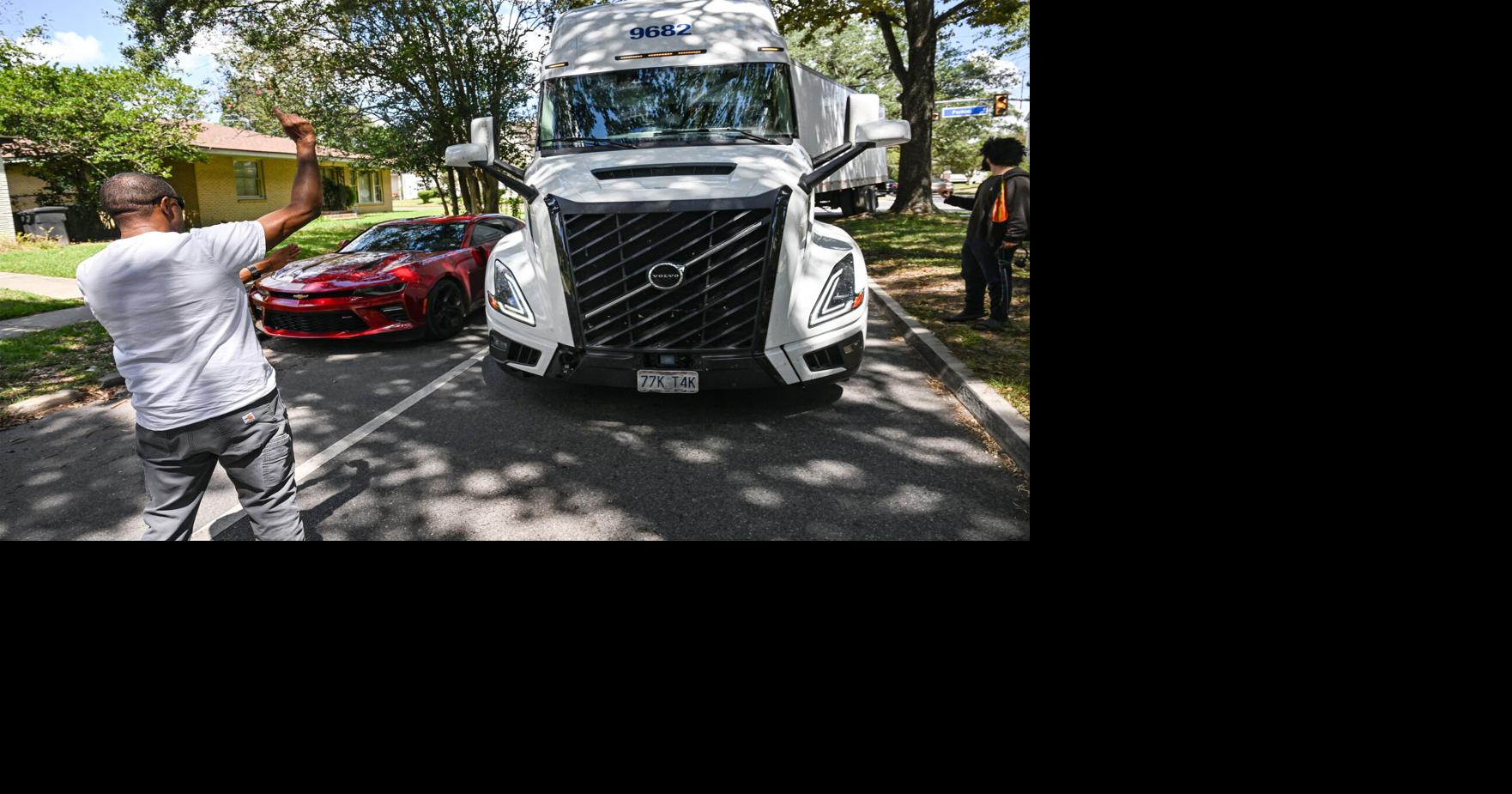 Photos: Detours from I-10 closure disrupts Garden District Sep 9, 2026 Sep 9, 2026 Updated 10 mins ago