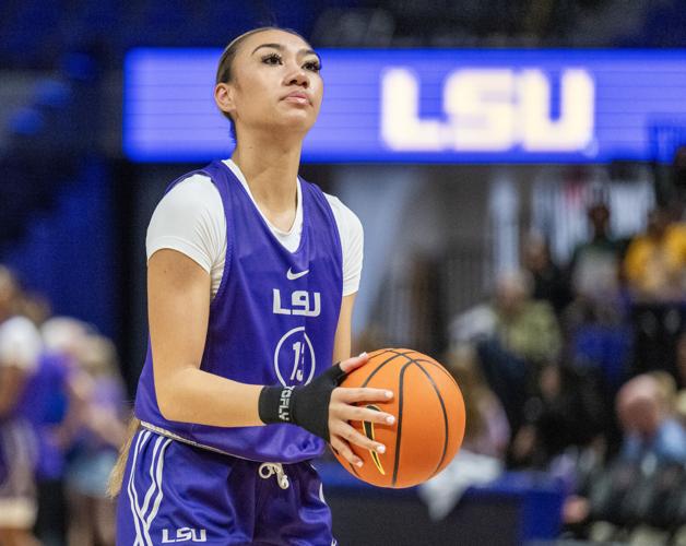 NO.wbbpractice.092623_3963 MJ.JPG