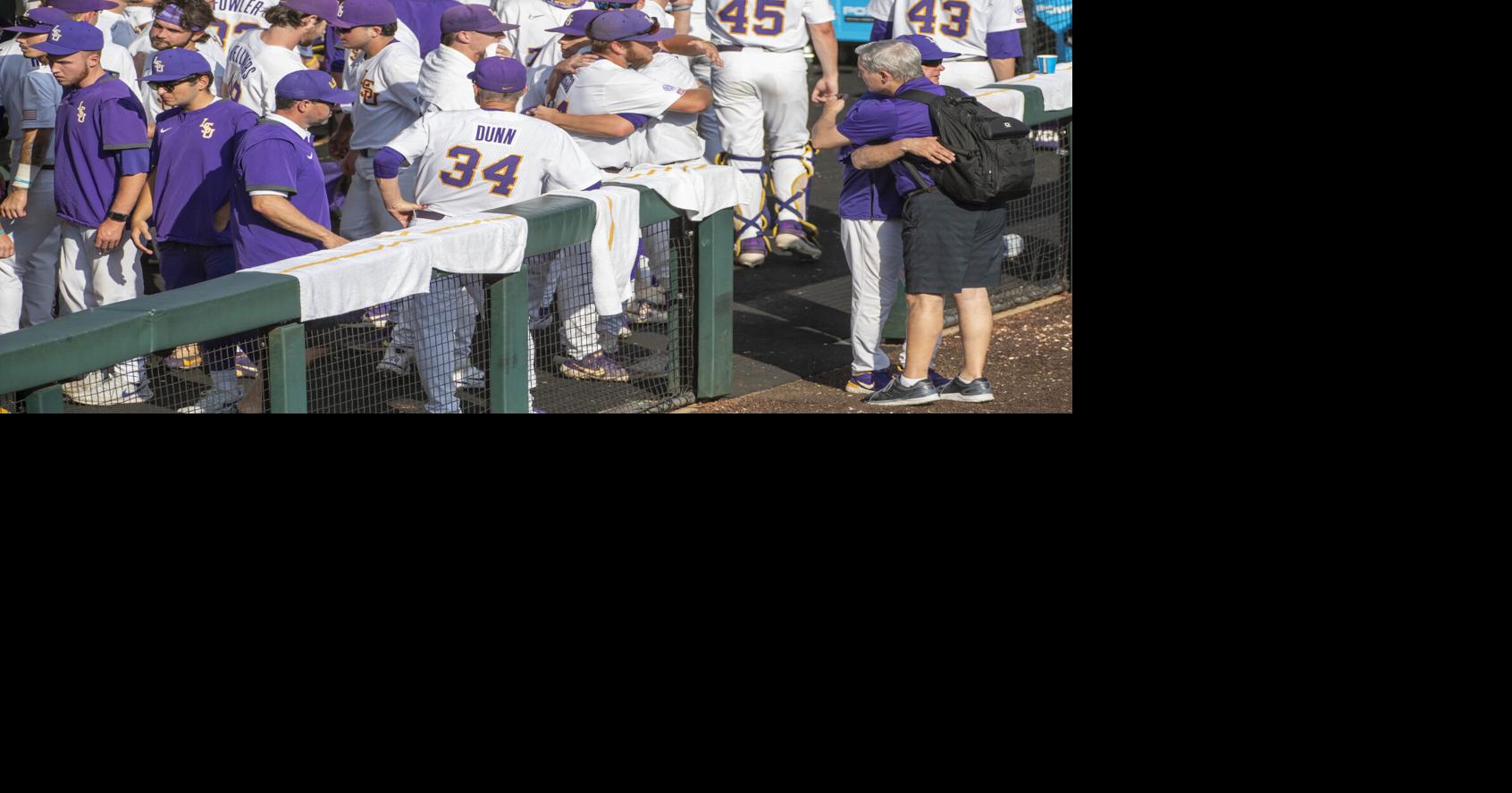 Watch: Announcer congratulates Paul Mainieri on the end of his career ...