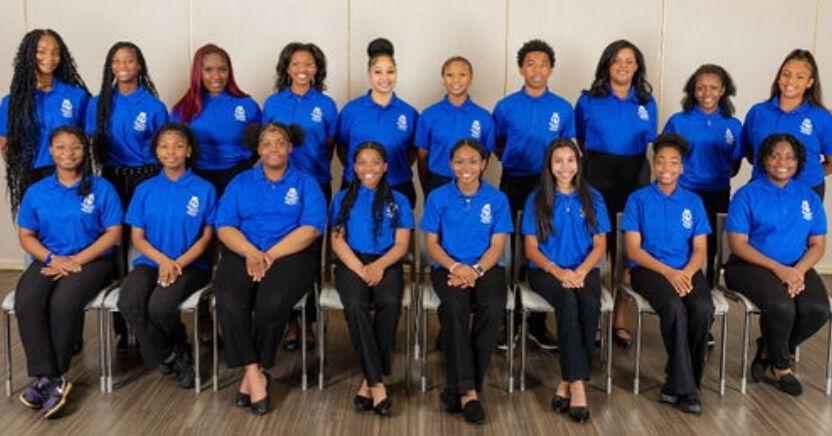 Community: Top Teens adds 20, Liz Murrill's outreach 32team gives anti-vaping talk to students