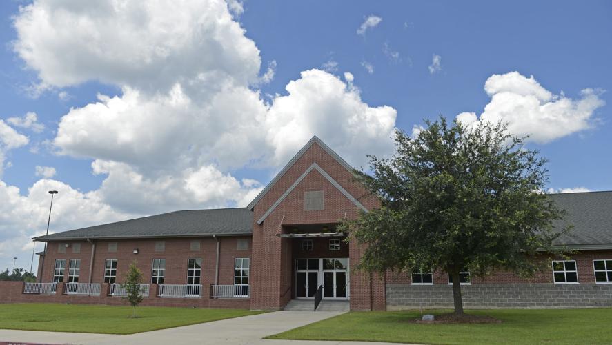 Woodlawnarea schools launching new program to blunt St.