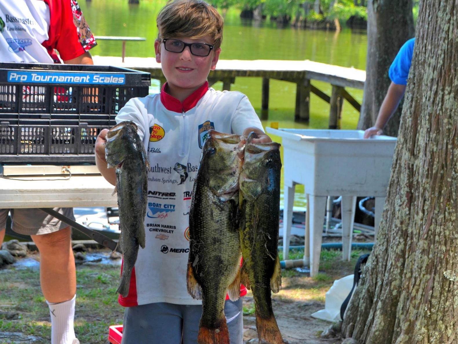 Junior Southwest Bassmasters showing the way; big bass catches on