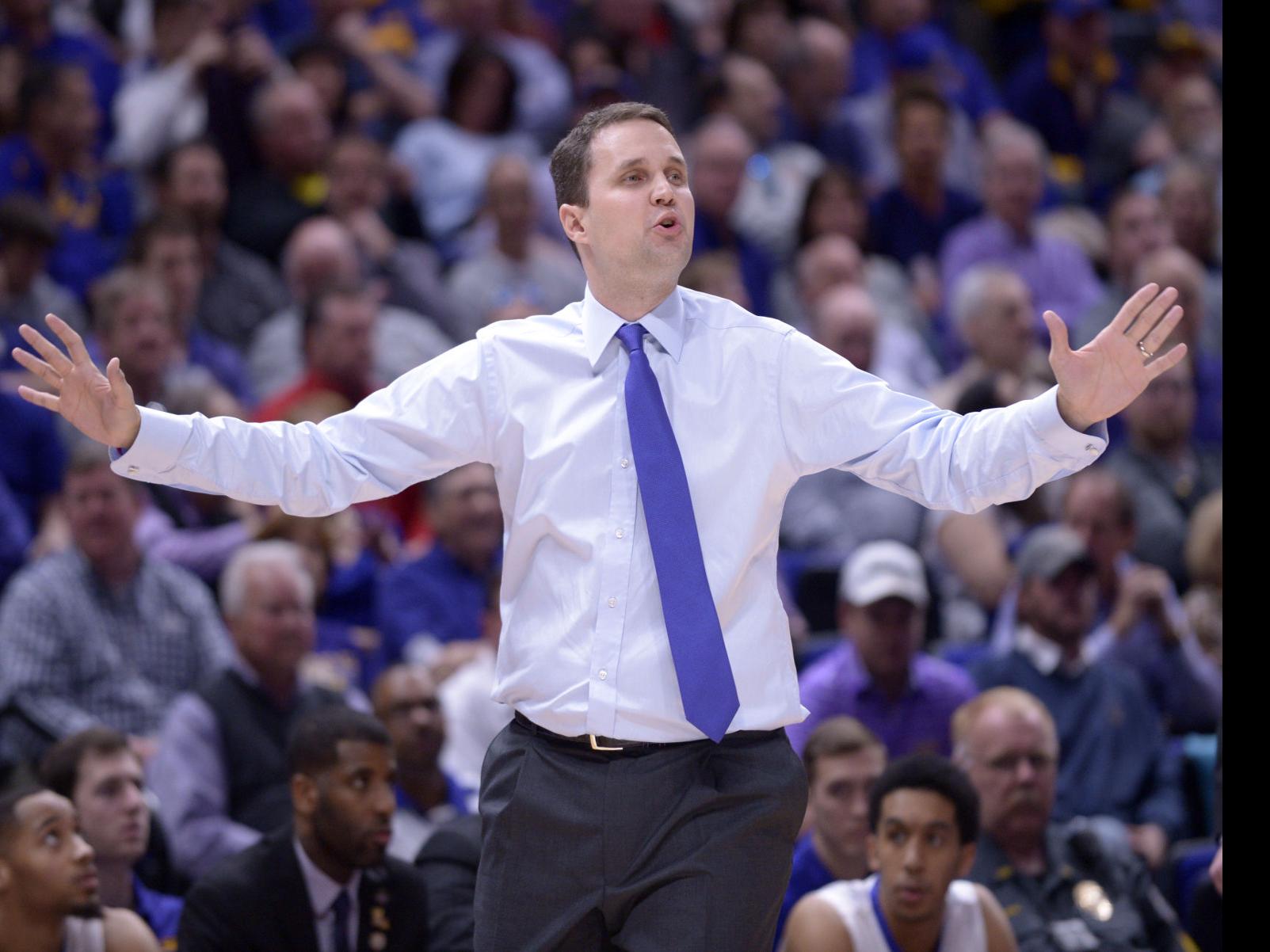 To Fill Out Lsu Basketball S Roster With Experience Coach Will