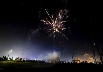 NO.nyefireworks.010223.011.jpg
