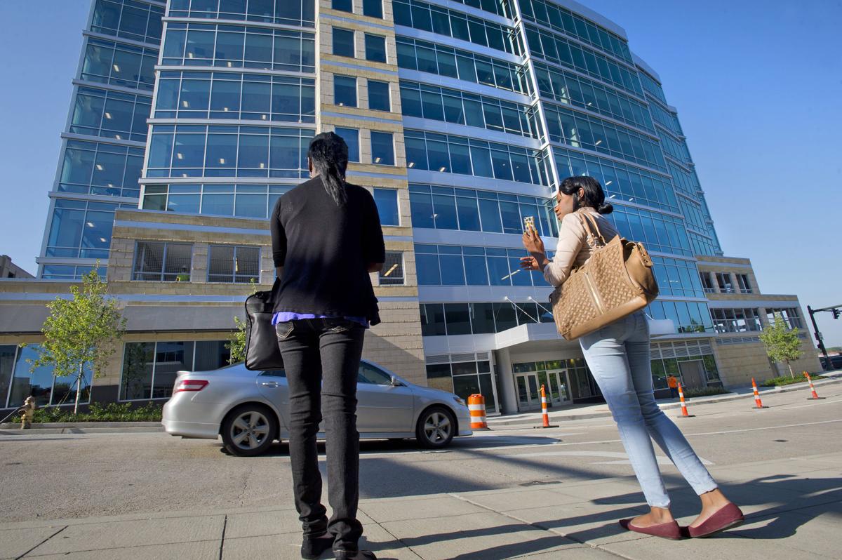 IBM narrowly meets job goals in Baton Rouge, must hire 225