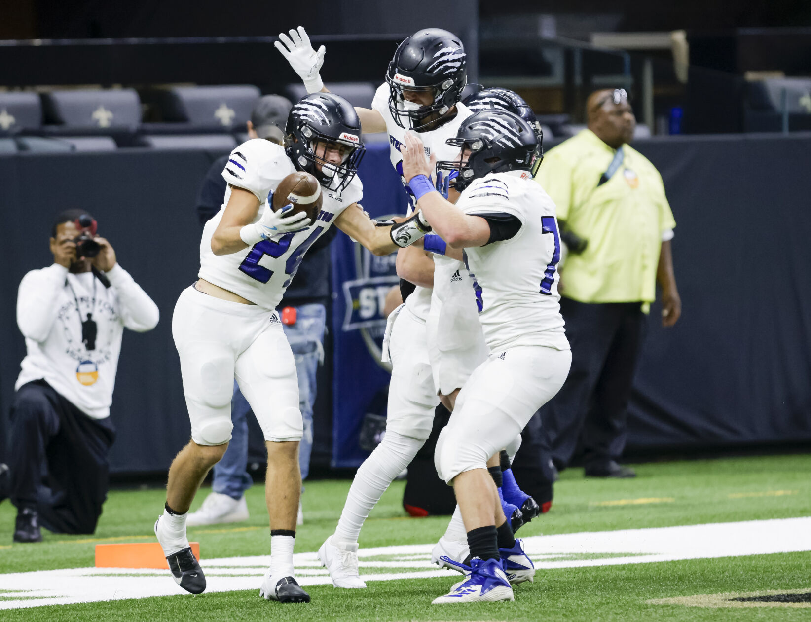 Sterlington Edges St. James 35-28 In Division III Final | High School ...