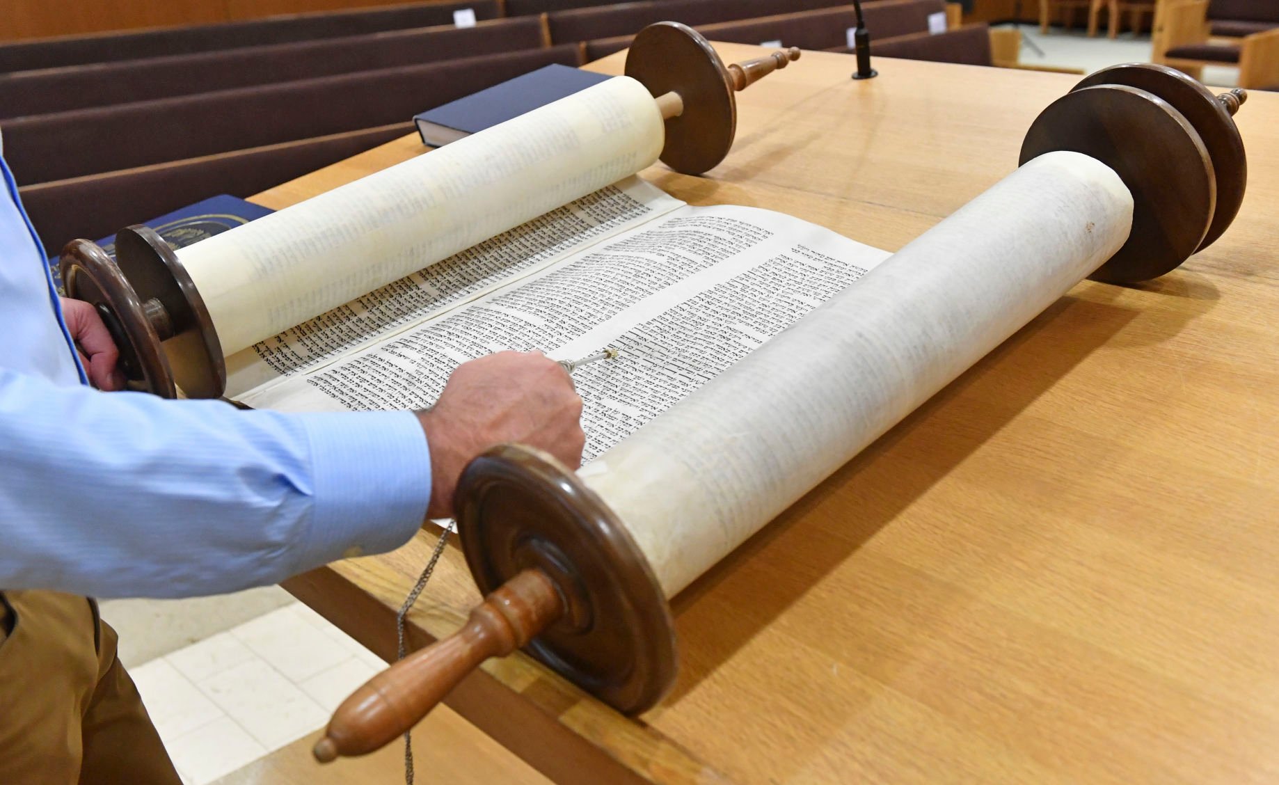 Two Restored Torah Scrolls Help Beth Shalom Celebrate 75 Years, Return ...