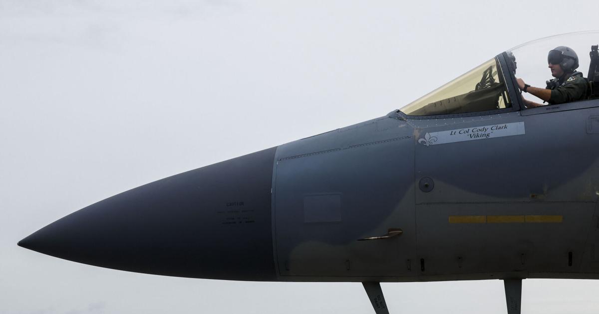 Ighter Letters: Father of aviators knows about =ighter jets | Opinion ...