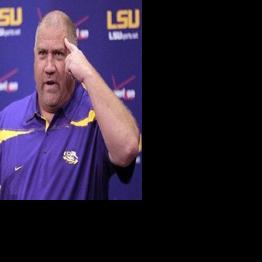 LSU keeping Greg Studrawa, Steve Kragthorpe on staff | LSU ...