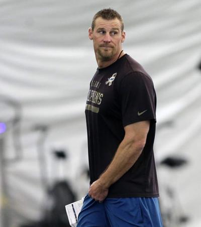 Browns, Packers seek permission to interview Saints TE coach Dan