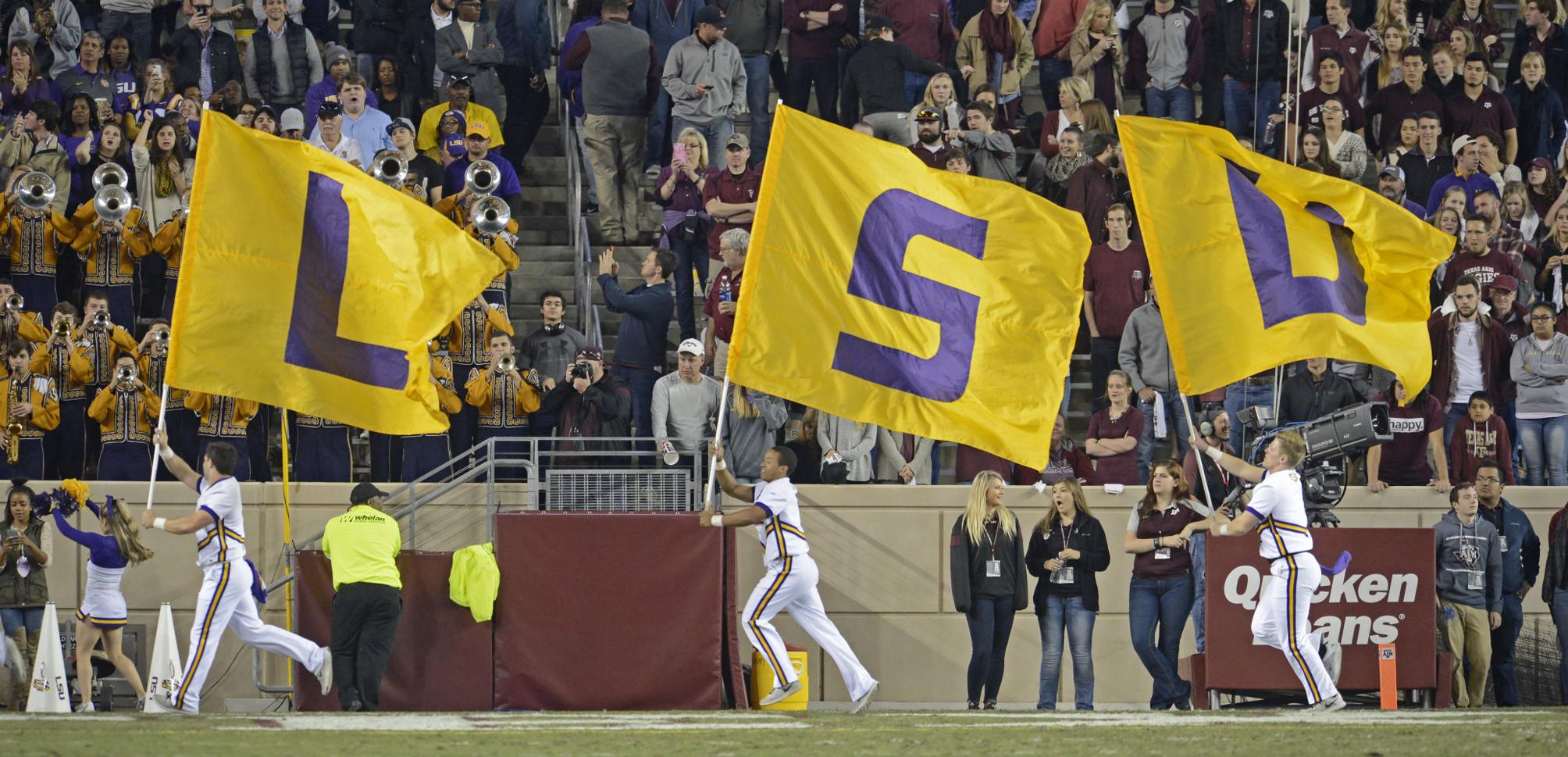 LSU moves back into College Football Playoff rankings, but slim Sugar