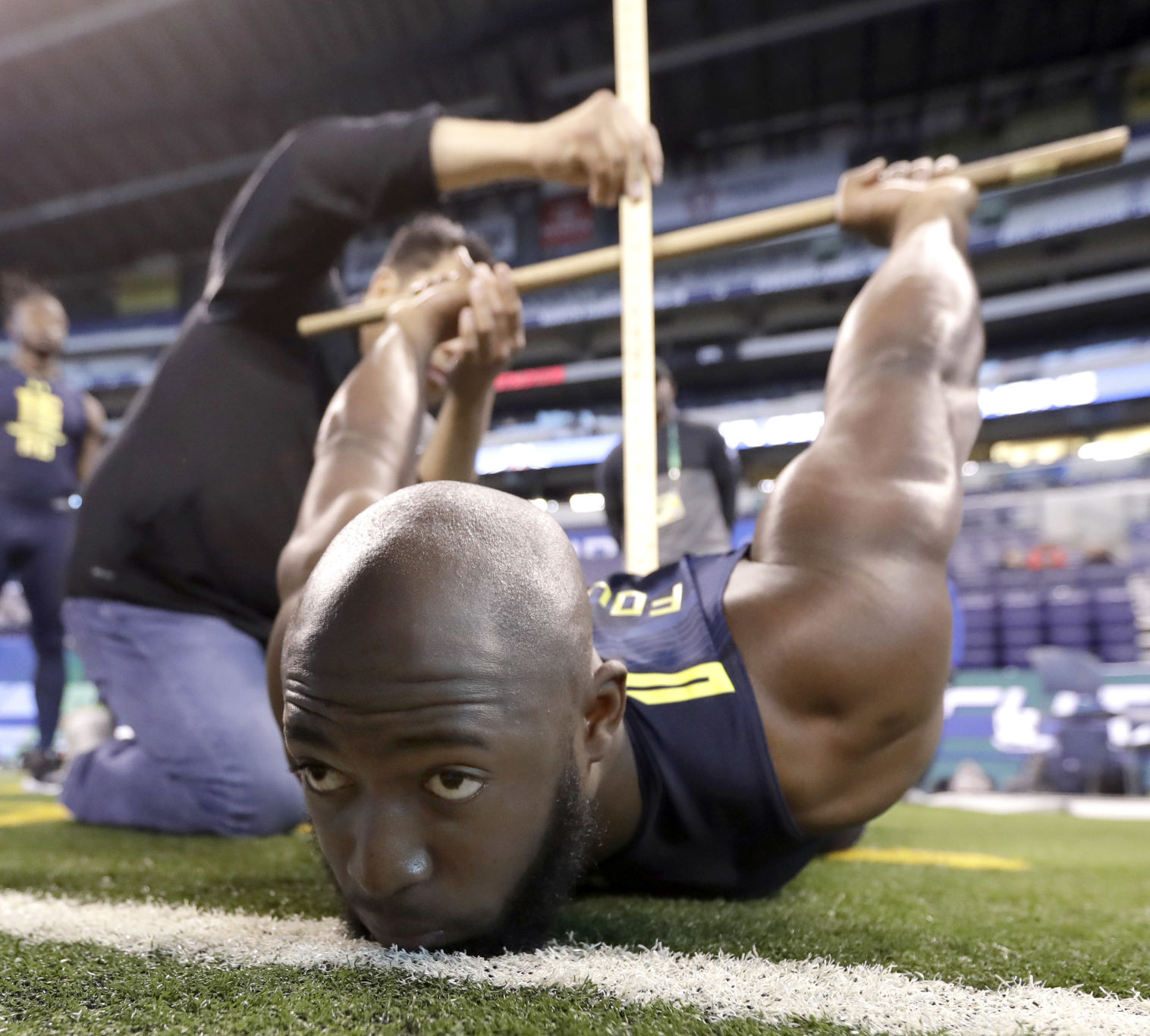 Leonard Fournette At NFL Combine: Underwhelming Vertical Leap But ...