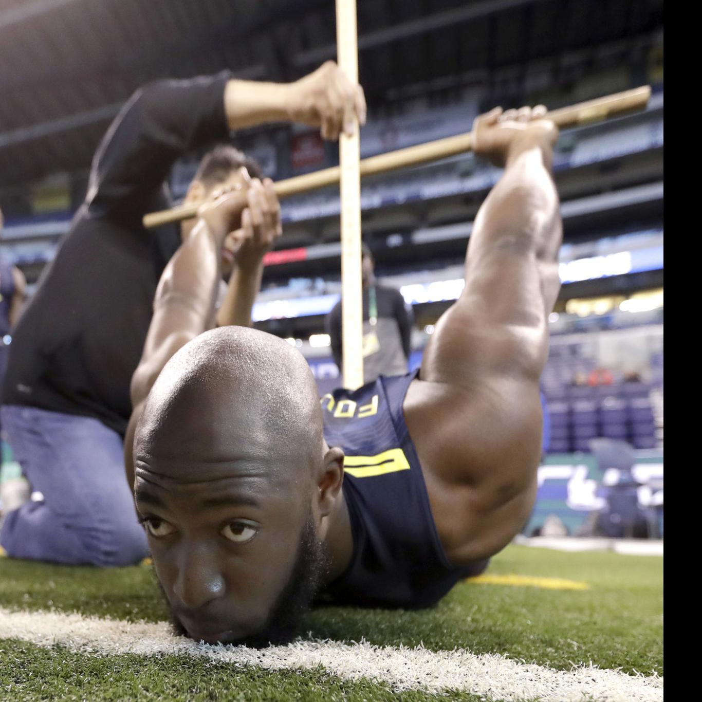 Leonard Fournette At Nfl Combine Underwhelming Vertical Leap But Impressive 40 Time Lsu Theadvocate Com