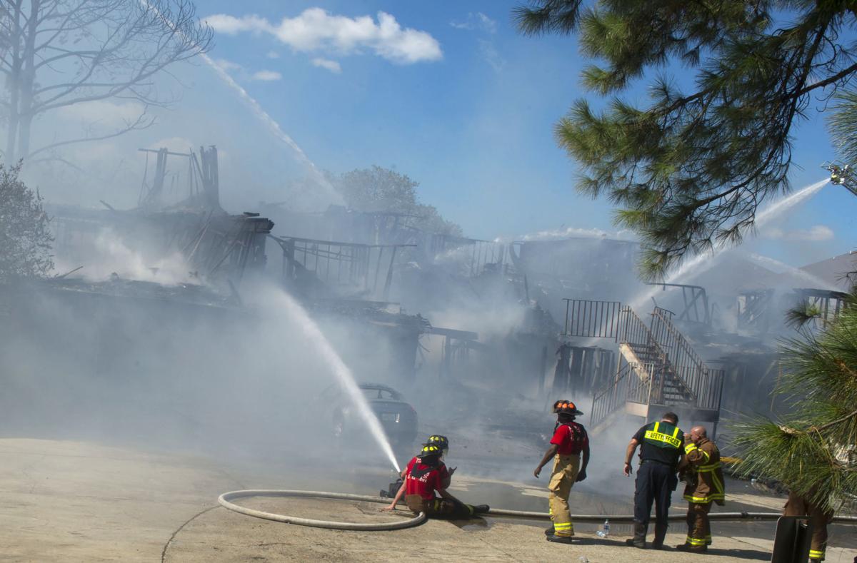 Photos Massive fire does big damage at Cobblestone apartments in Baton