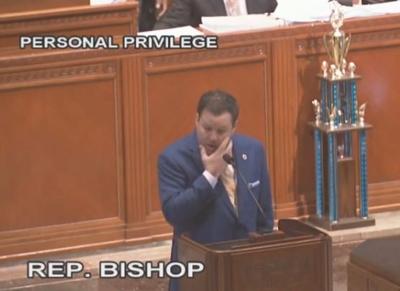 Video: 'I truly apologize,' Louisiana lawmaker says after fist fight ...