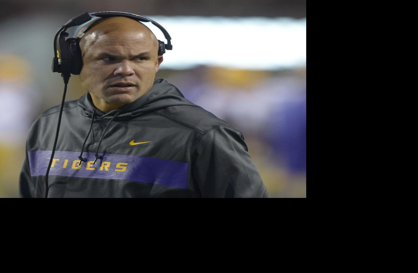 Former Lsu Coach Les Miles Hopes To Bring Life To Kansas Football