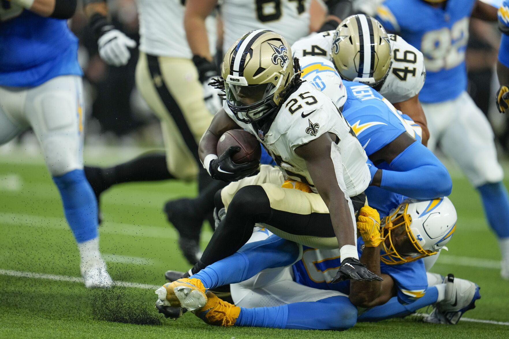 Saints RB Kendre Miller, S J.T. Gray Return To Practice | Saints ...