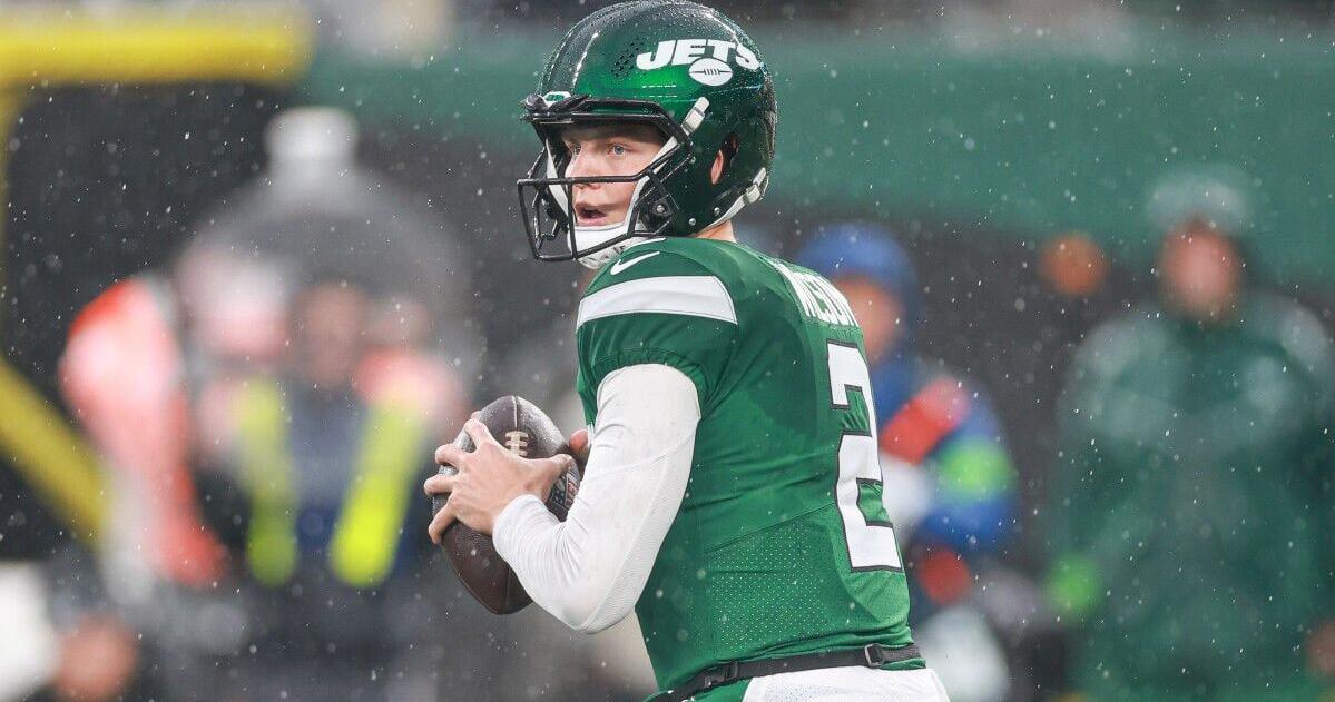 The Saints are signing a former No. 2 overall pick to help back up Tyler ...