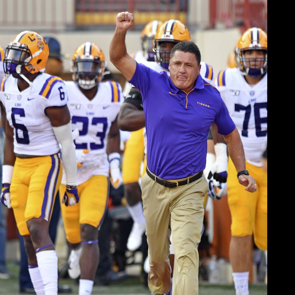 Ed Orgeron Confirms Lsu Did Not Have A C In Visitor S Locker Room