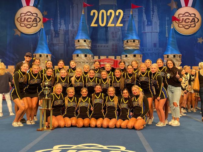 Live Oak High School cheerleaders repeat as national champions in