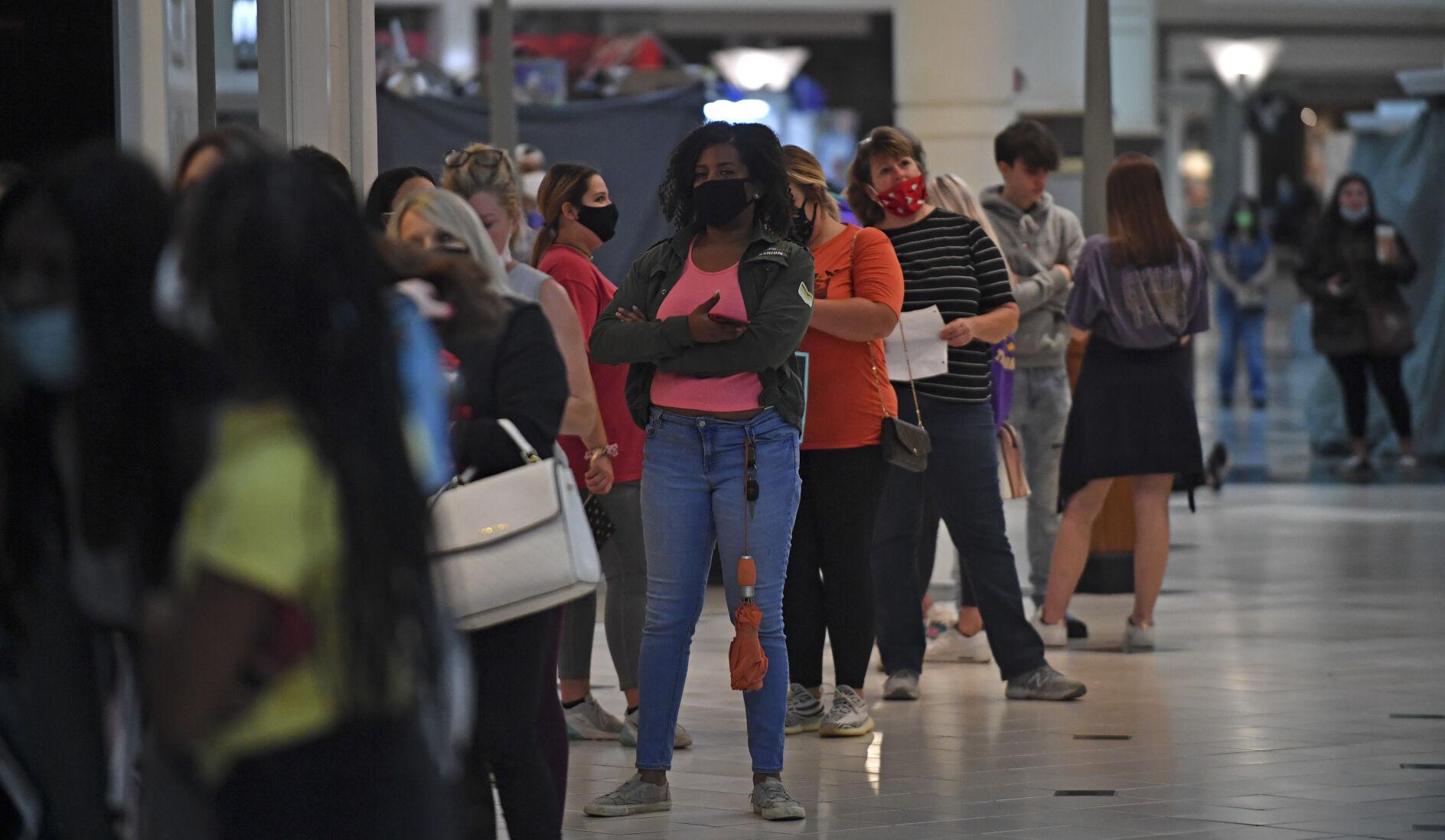 Louisiana lost tens of thousands of jobs in early 2021 as