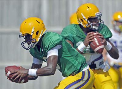 Anthony Jennings and Brandon Harris listed as dual starters in LSU's week one depth chart _lowres